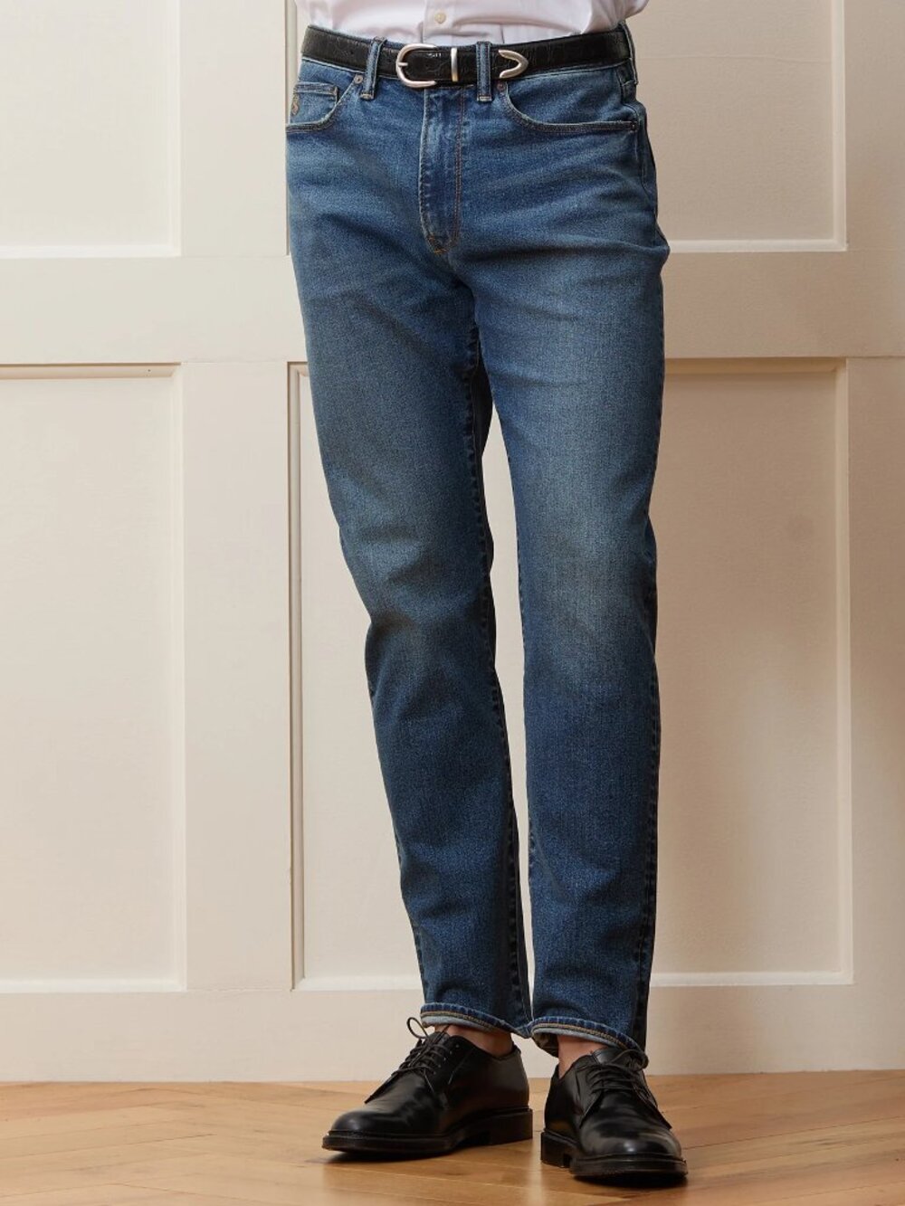 Todd Snyder High-Rise Slim Stretch Jean in Medium Indigo Size 32